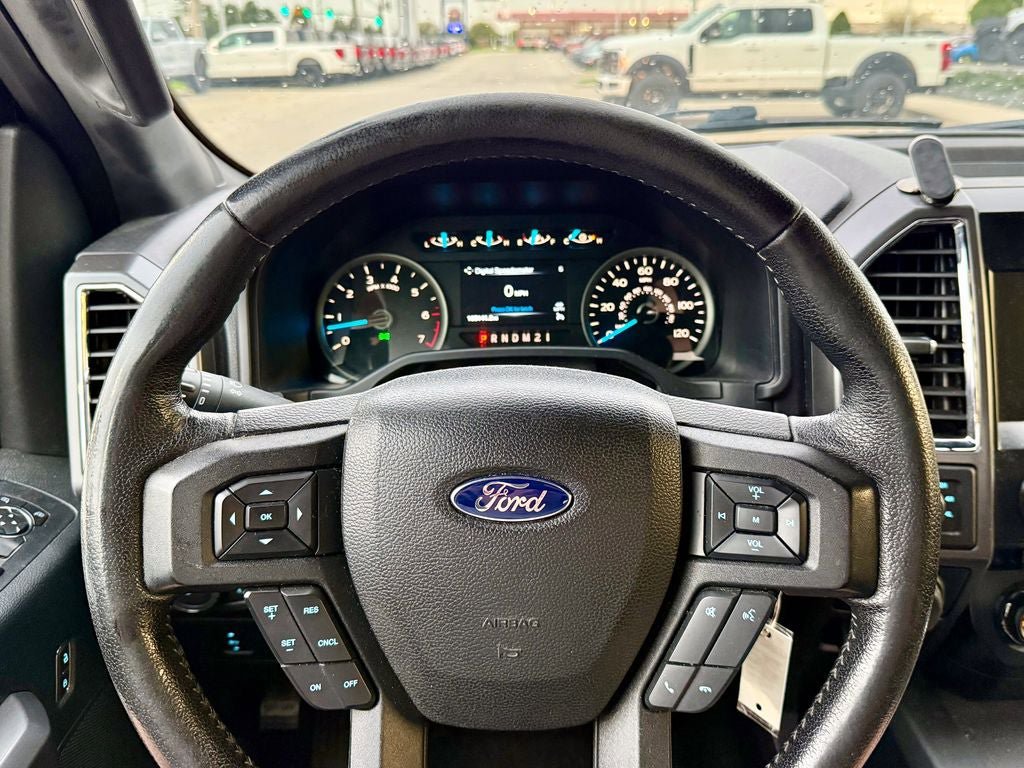 Used 2016 Ford F150 XLT w/ Equipment Group 302A Luxury AWD/4WD image 17