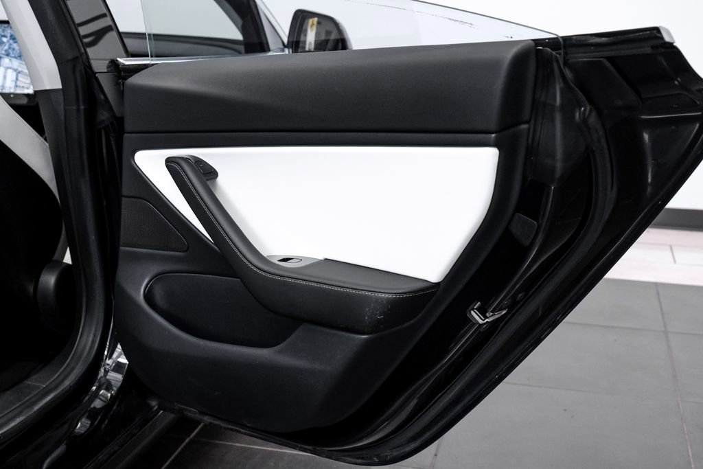 Used 2018 Tesla Model 3 Performance image 50