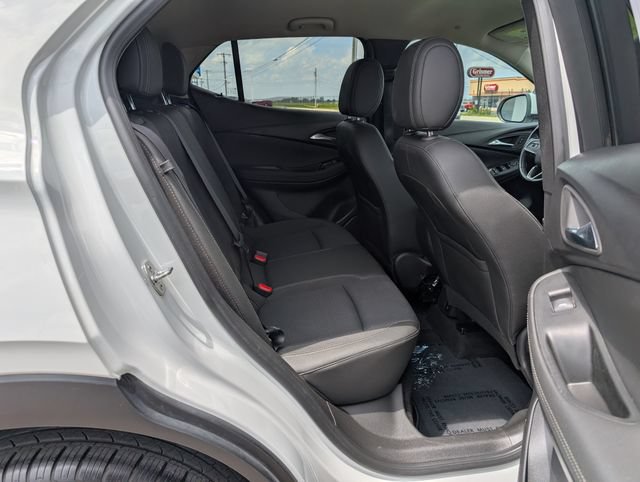 Used 2024 Buick Encore GX Preferred FWD image 5