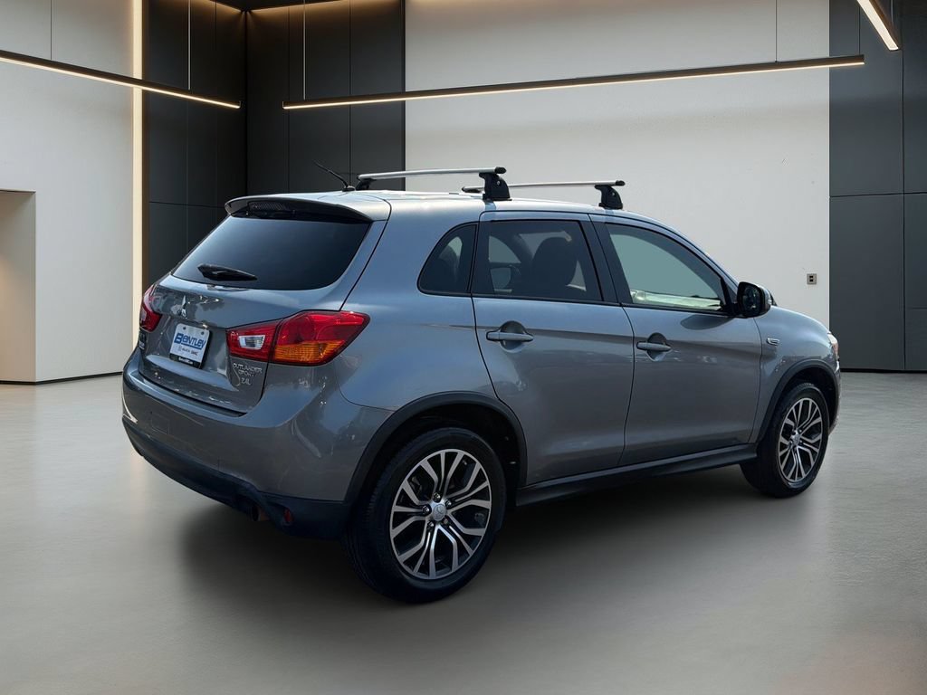 Used 2016 Mitsubishi Outlander Sport SE FWD image 6