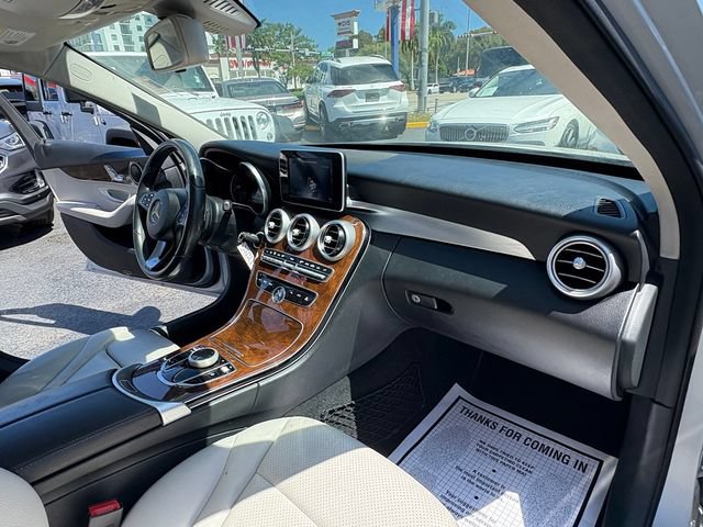 Used 2018 Mercedes-Benz C 300 Sedan image 19