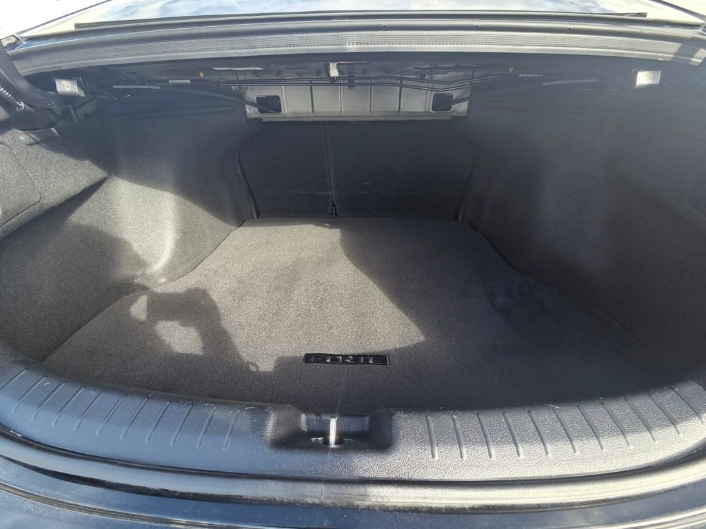 Used 2019 Kia Forte LXS image 22