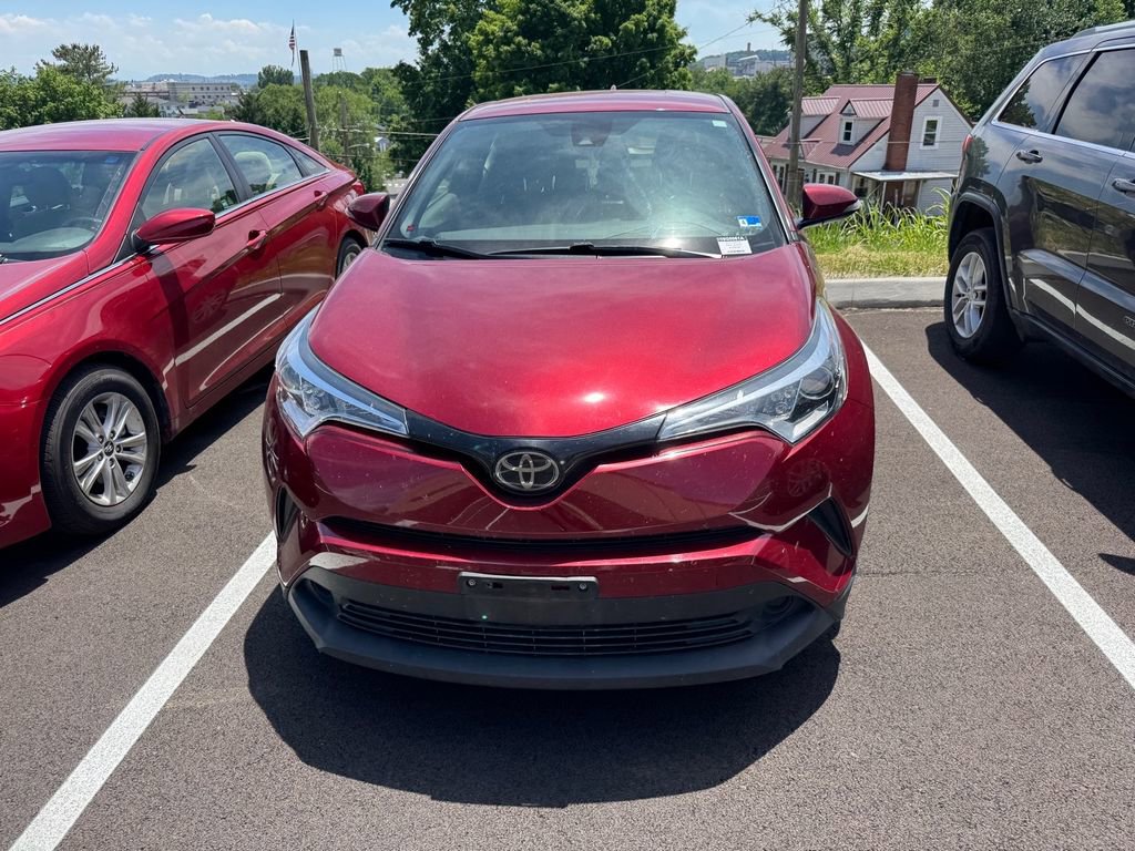 Used 2019 Toyota C-HR LE FWD image 5