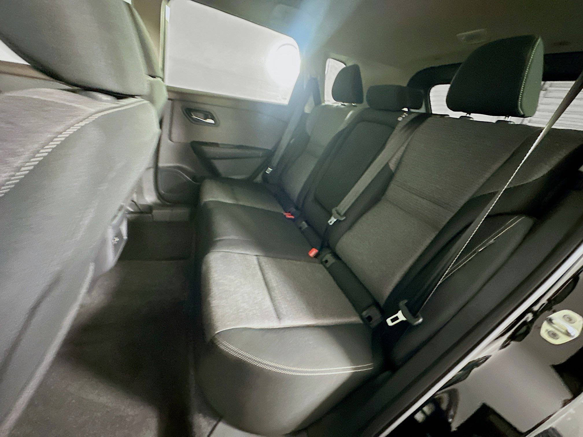 Used 2023 Nissan Rogue SV image 26