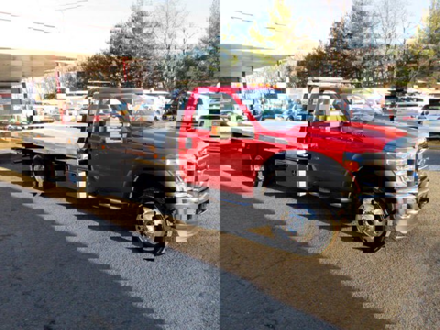 Used 2016 Ford F550 4x4 Regular Cab Super Duty image 5