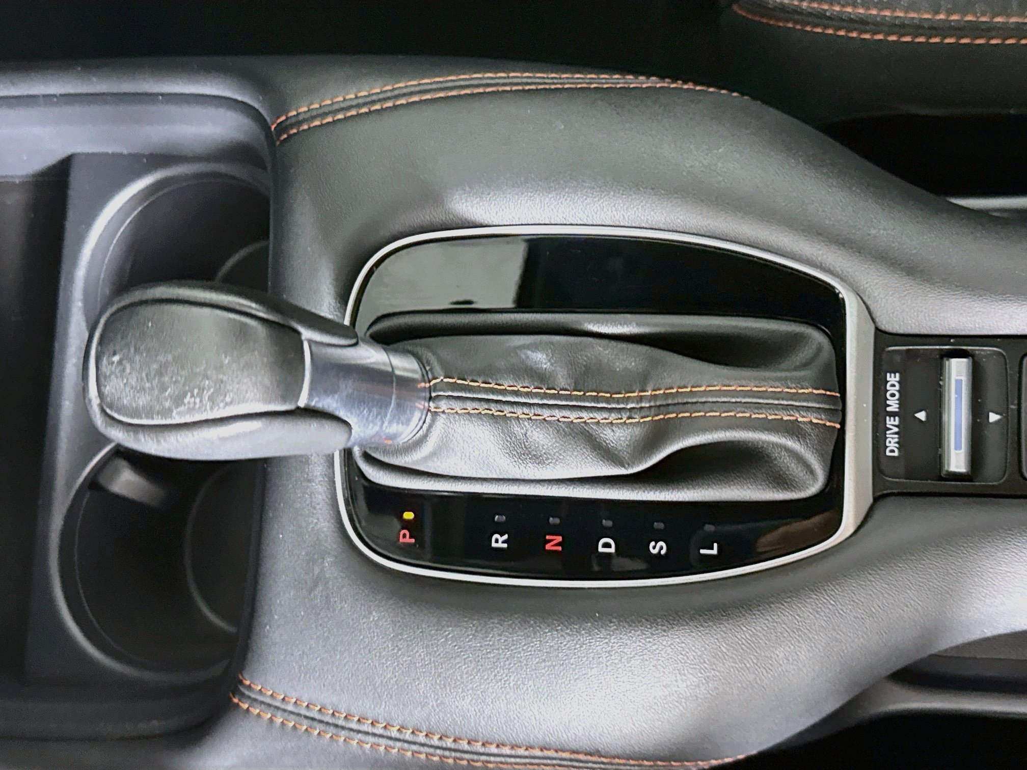 Certified 2025 Honda HR-V Sport image 19