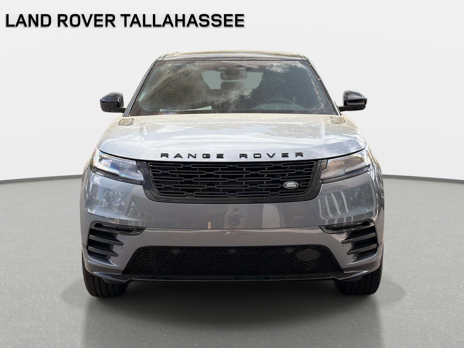 New 2026 Land Rover Range Rover Velar Dynamic SE image 2