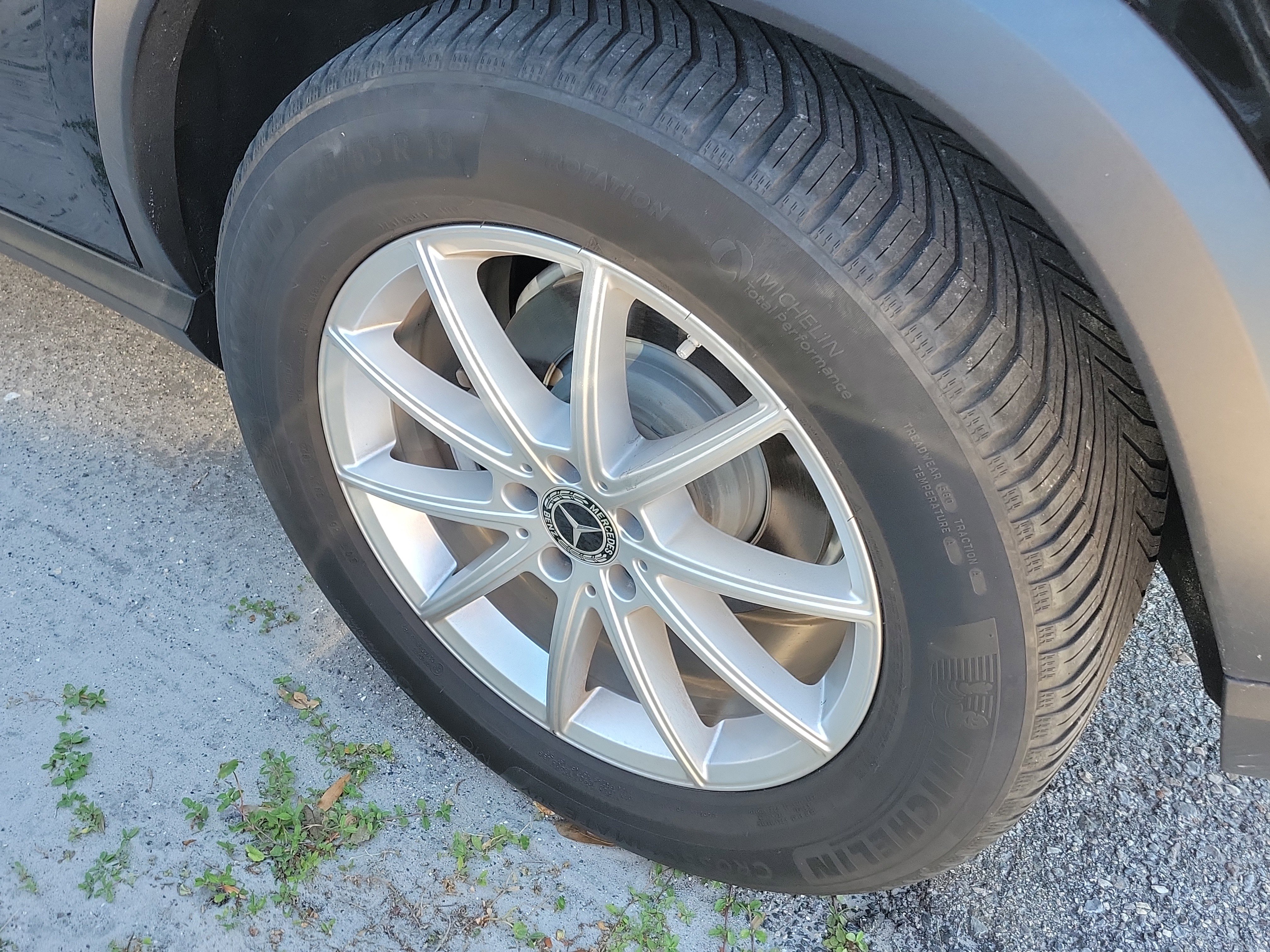 Used 2024 Mercedes-Benz GLE 350 4MATIC image 5