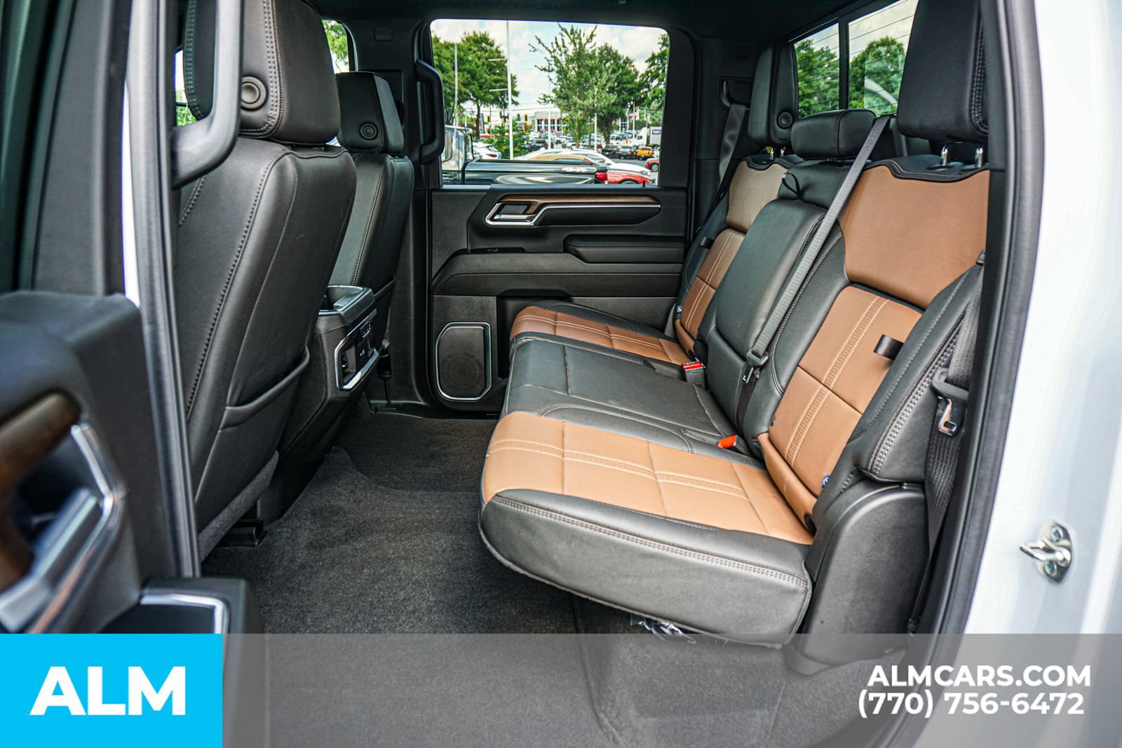 Used 2025 Chevrolet Silverado 3500 High Country w/ High Country Premium Package AWD/4WD image 22