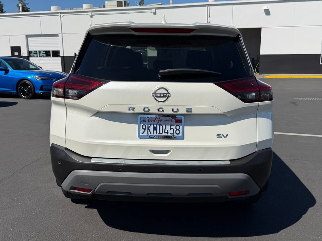 Used 2023 Nissan Rogue SV FWD image 10