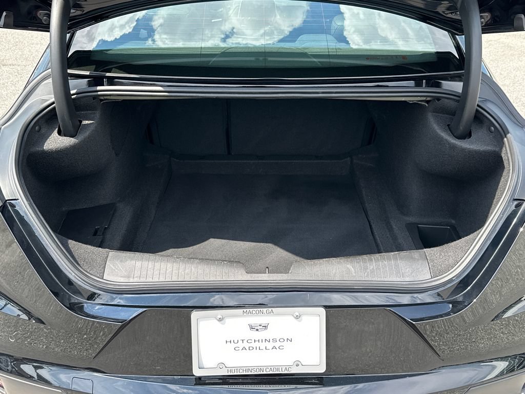 Certified 2026 Cadillac CT4 Luxury RWD image 18
