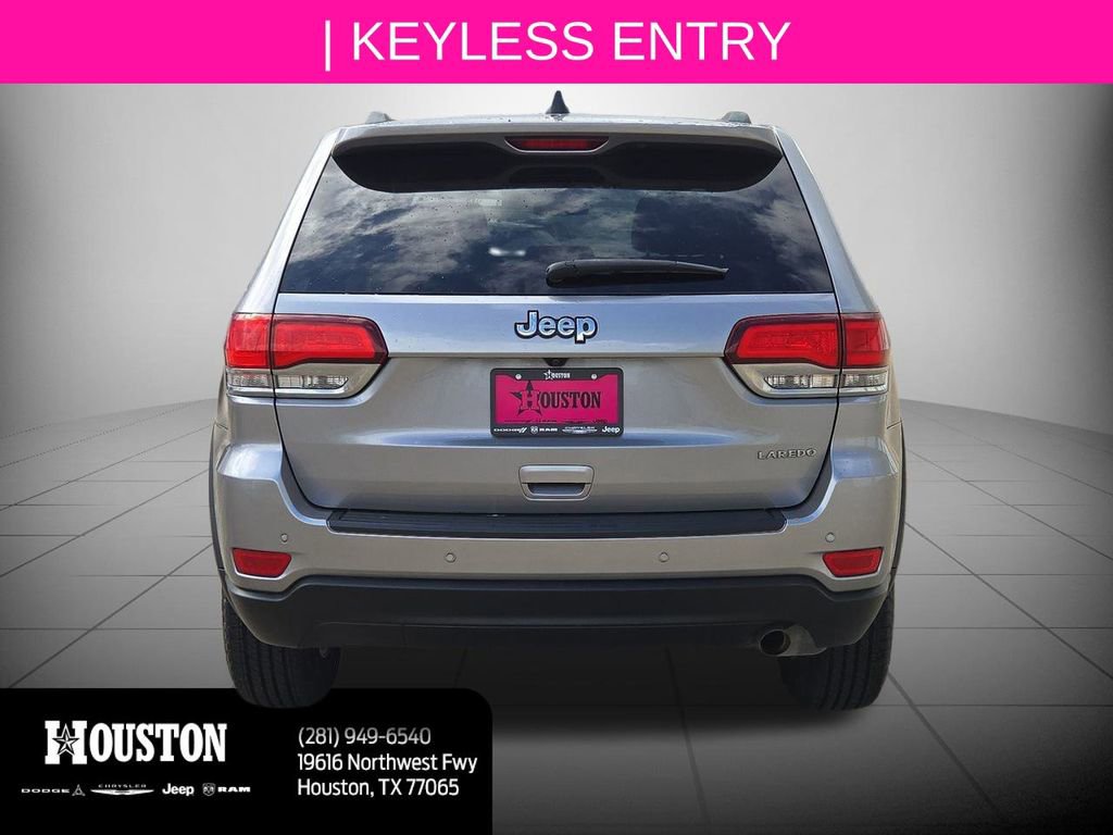 Used 2020 Jeep Grand Cherokee Laredo image 4