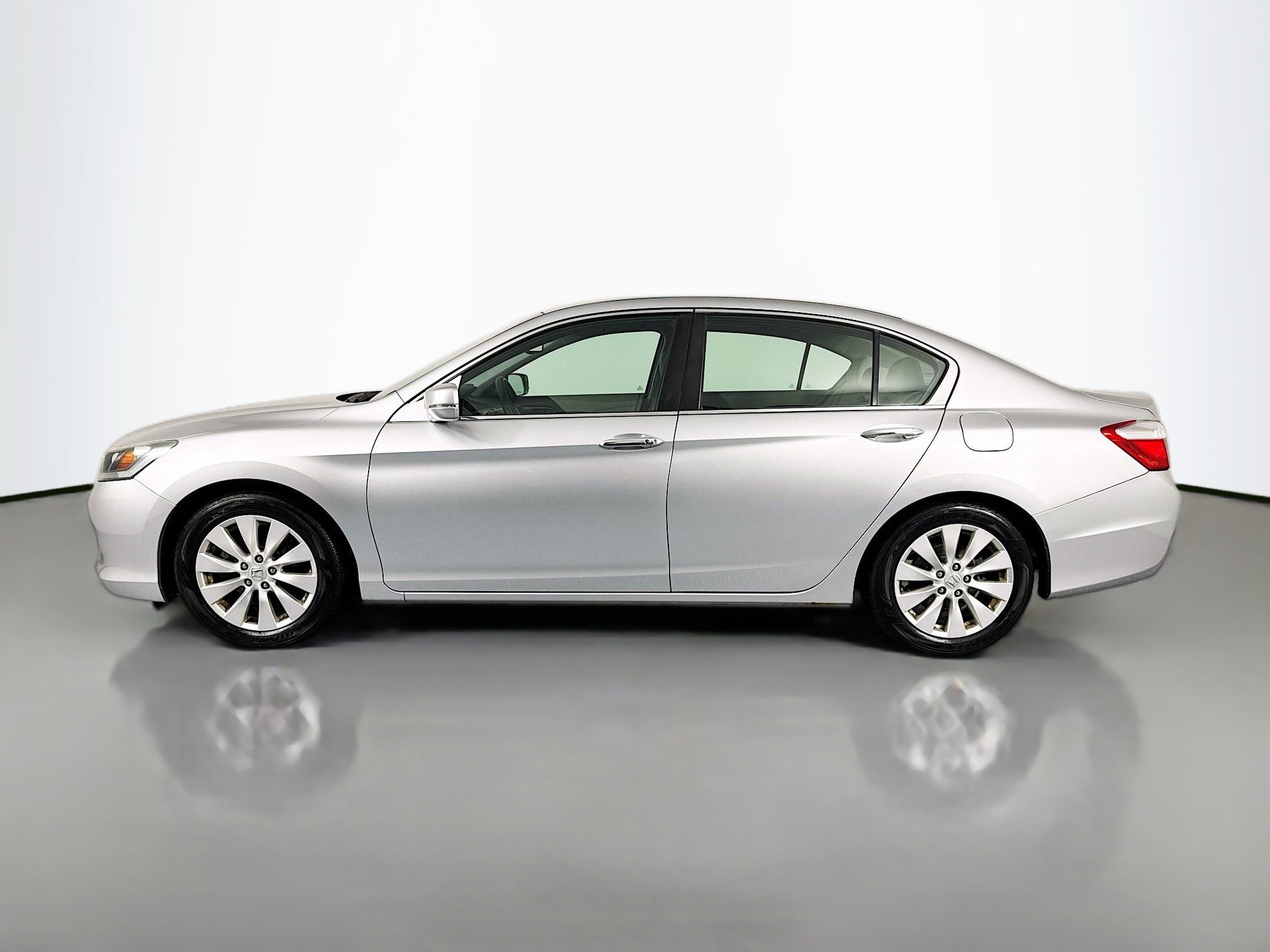 Used 2014 Honda Accord EX-L image 8