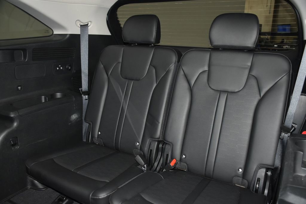 Used 2024 Kia Sorento S FWD image 30