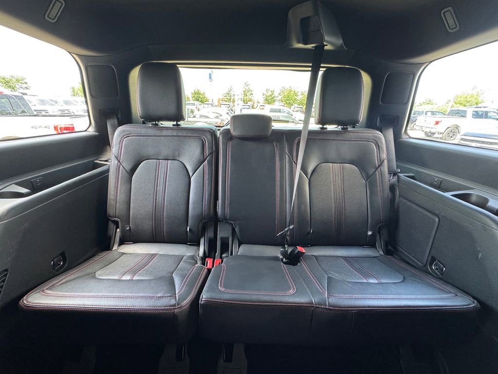 Used 2023 Ford Expedition Limited AWD/4WD image 32