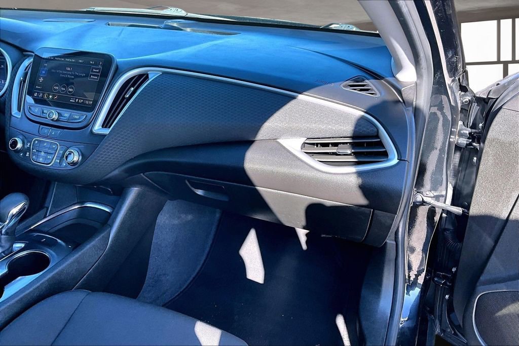 Used 2023 Chevrolet Malibu LT image 26