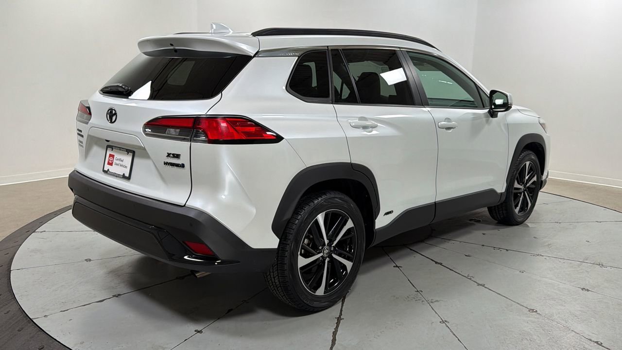 Certified 2024 Toyota Corolla Cross XSE w/ Convenience Package image 5