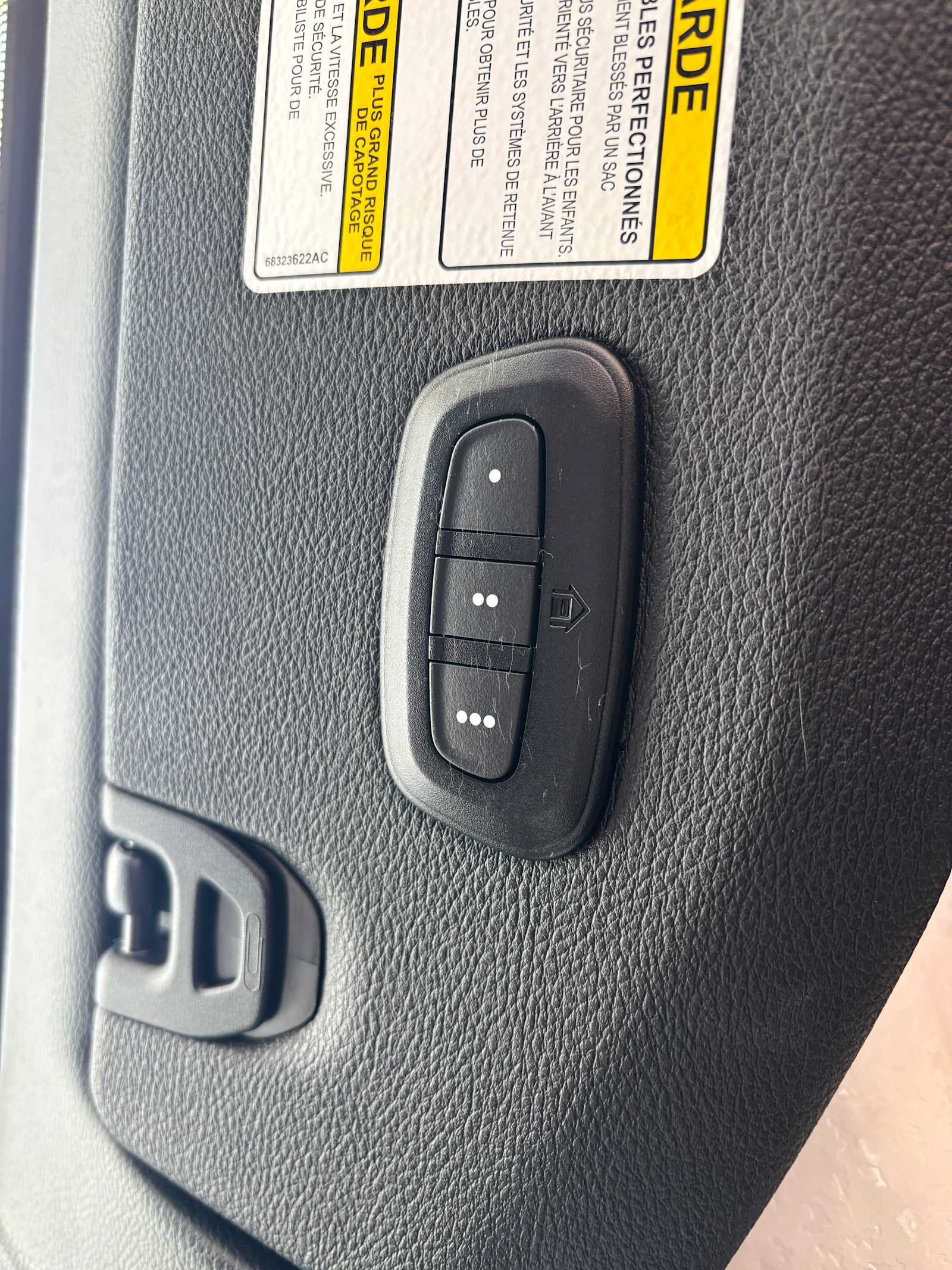 Used 2022 Jeep Gladiator Rubicon w/ Cold Weather Group AWD/4WD image 30