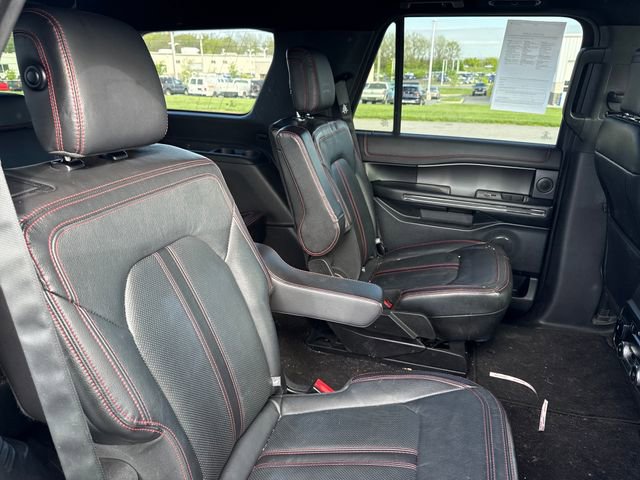 Used 2019 Ford Expedition Limited w/ Equipment Group 303A AWD/4WD image 14
