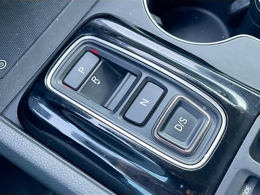 Used 2025 Honda Pilot EX-L image 16