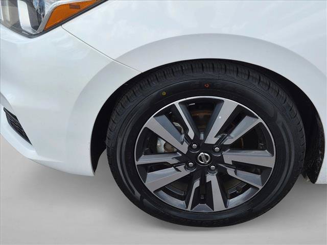 Used 2021 Nissan Versa SV FWD image 28