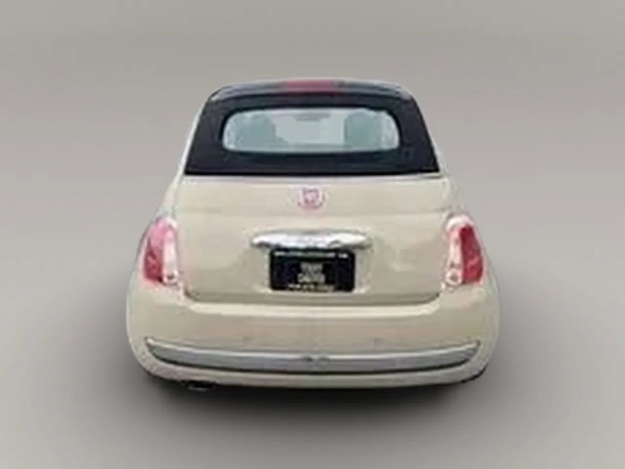 Used 2012 FIAT 500 Lounge w/ Luxury Leather Pkg FWD image 5