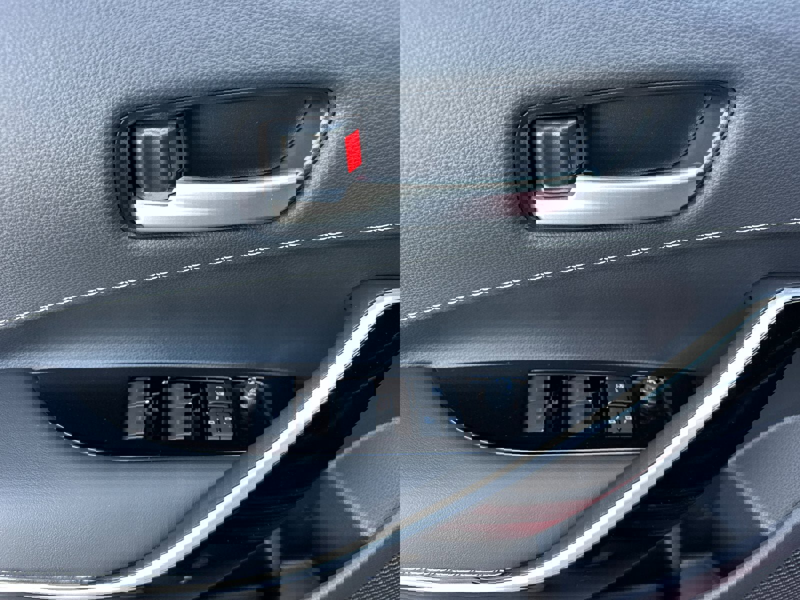 New 2026 Toyota Corolla XSE FWD image 10