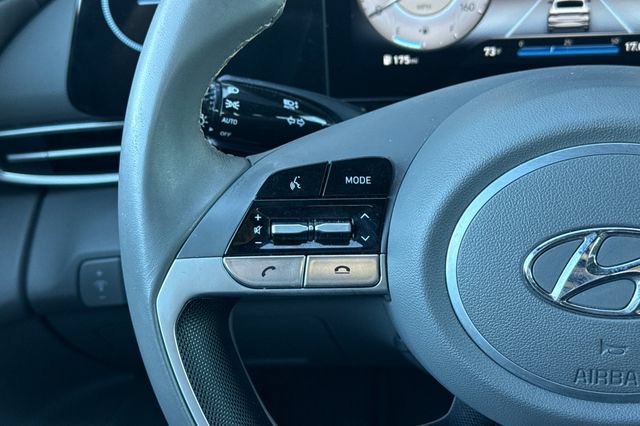 Used 2023 Hyundai Elantra SEL w/ Convenience Package FWD image 29