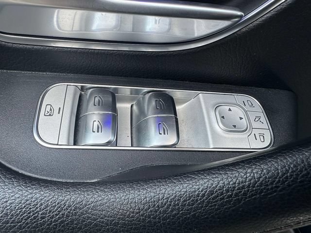 Used 2025 Mercedes-Benz GLS 450 4MATIC image 24