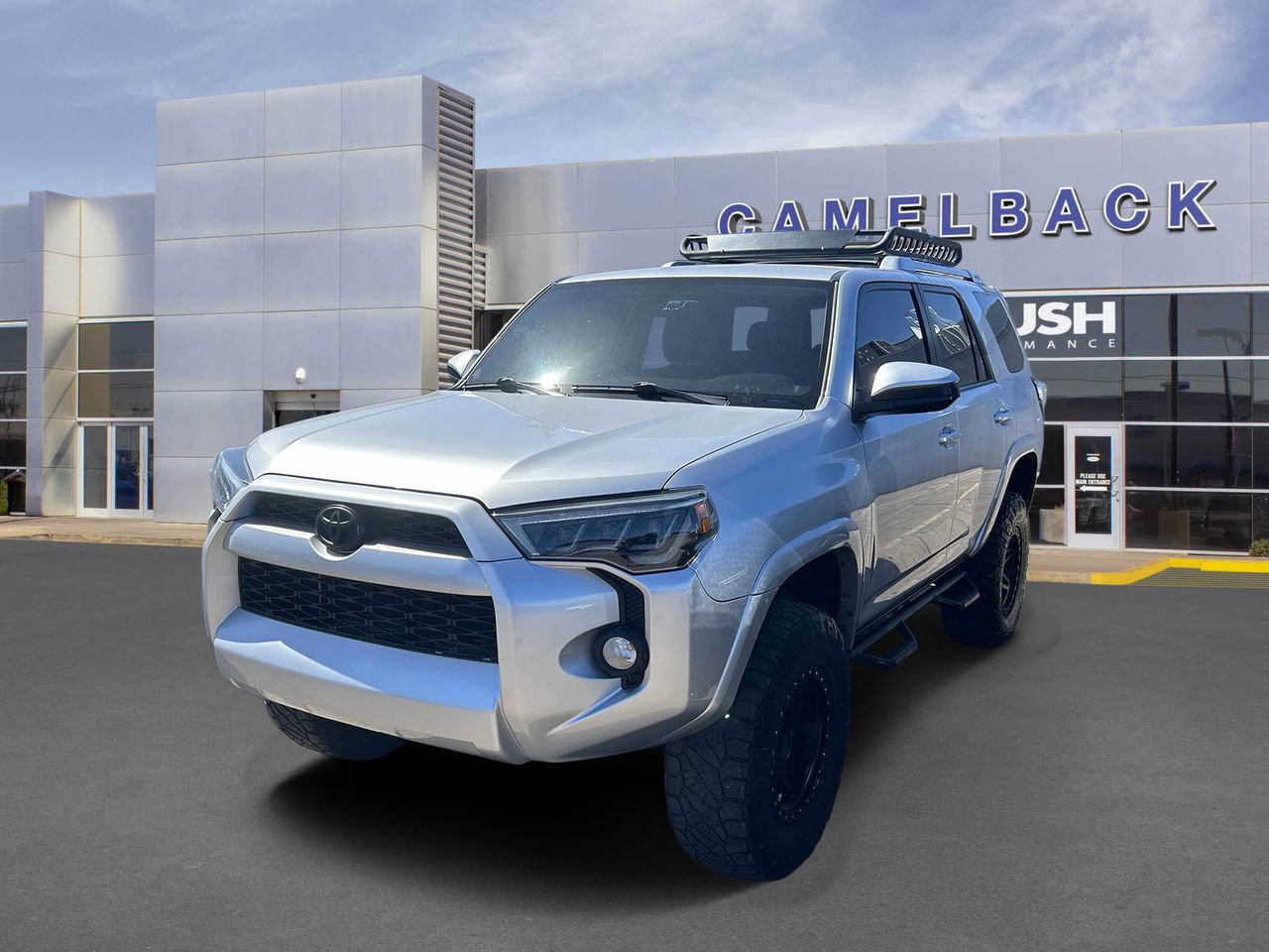 Used 2016 Toyota 4Runner SR5 AWD/4WD image 14