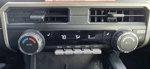 Used 2025 Toyota Tacoma SR5 image 21