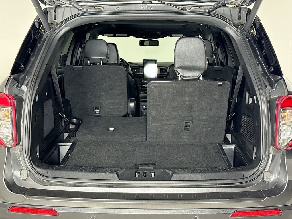 Used 2020 Ford Explorer ST w/ ST High-Performance Pack AWD/4WD image 26