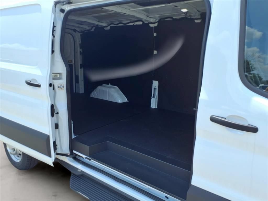 New 2025 Ford Transit 250 Low Roof w/ Load Area Protection Package RWD image 8