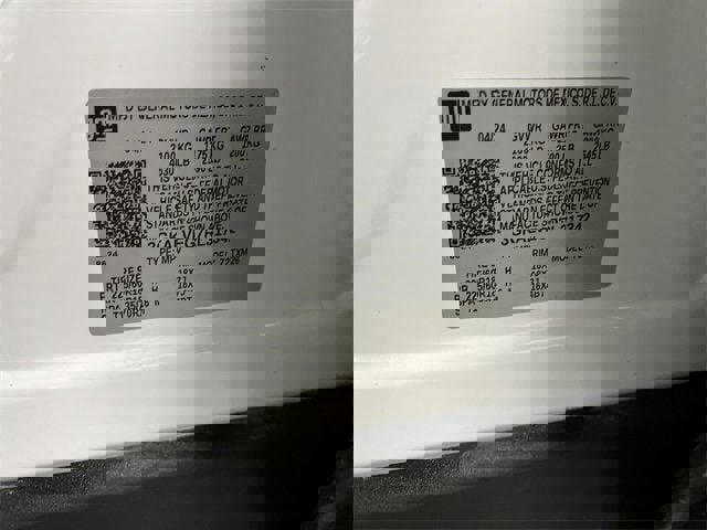 Certified 2024 GMC Terrain SLT image 33