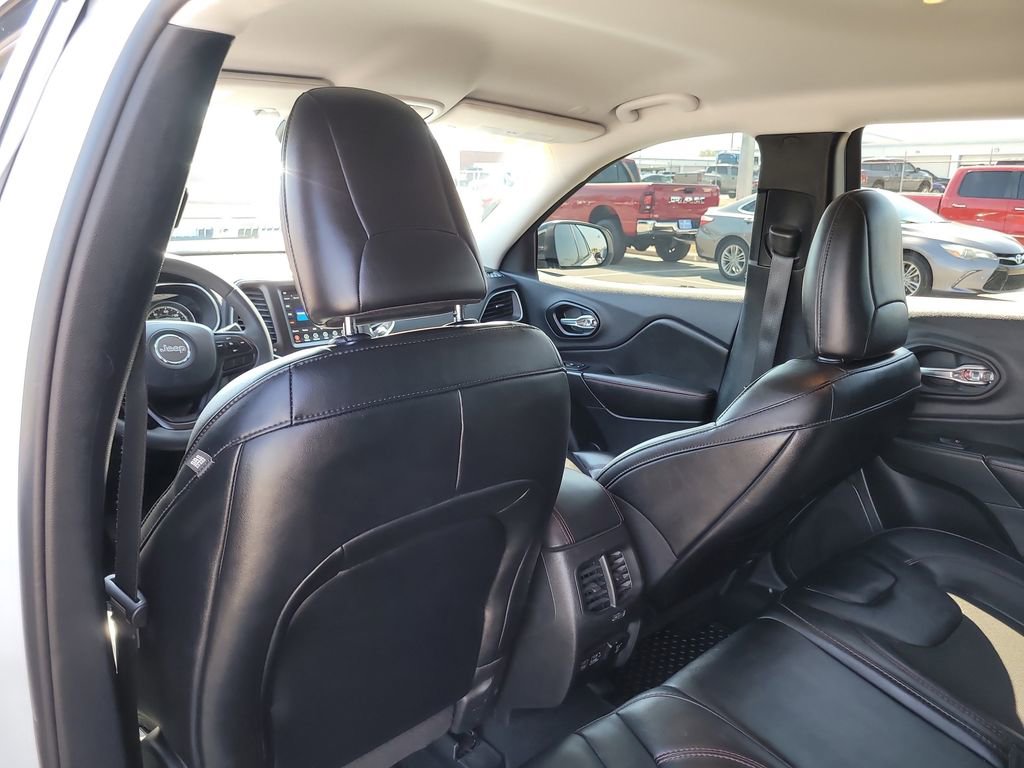 Certified 2022 Jeep Cherokee Trailhawk image 11