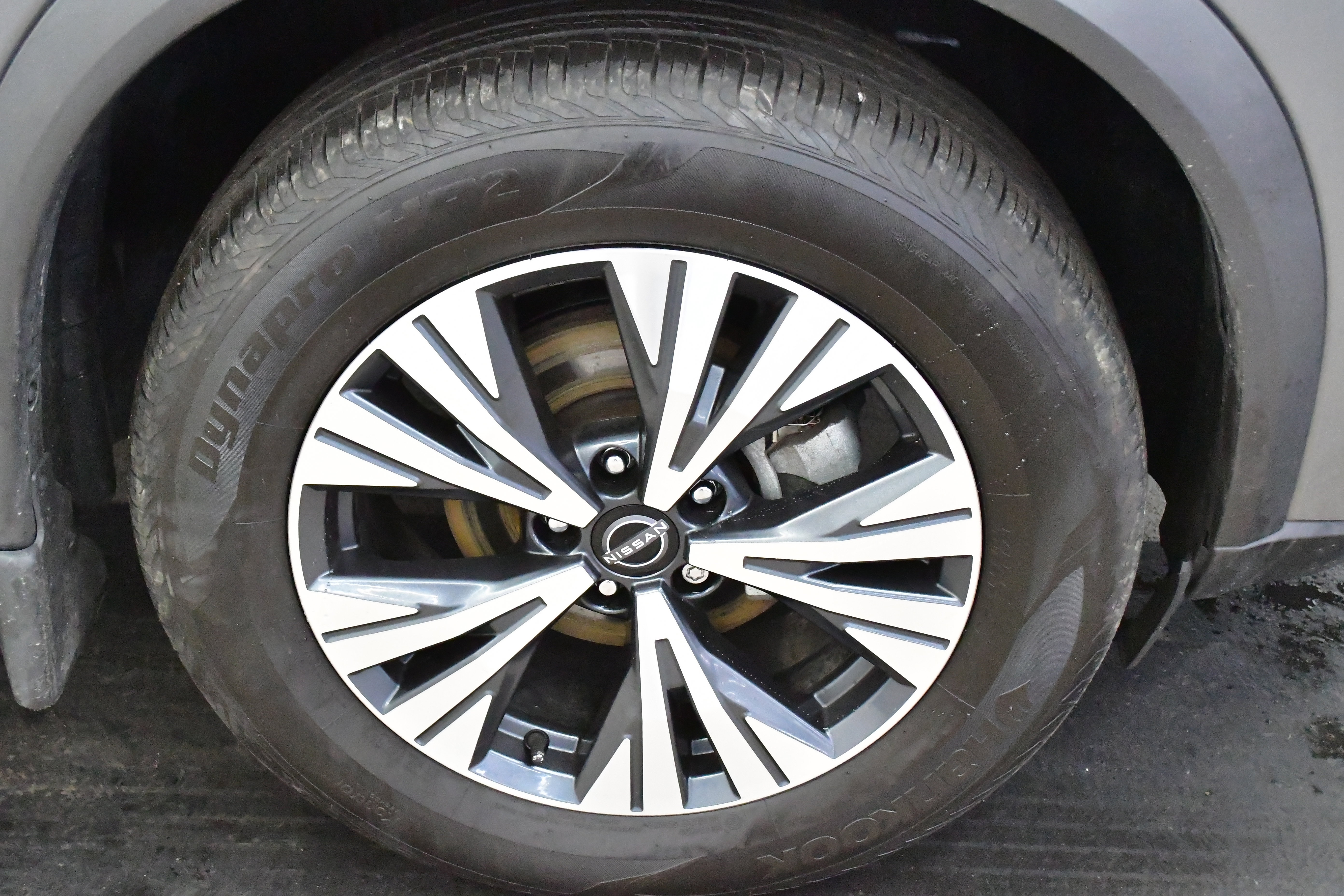 Used 2023 Nissan Rogue SV image 57