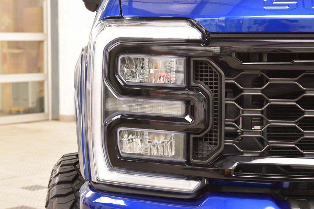 Used 2026 Ford F250 Lariat w/ Black Appearance Package AWD/4WD image 10