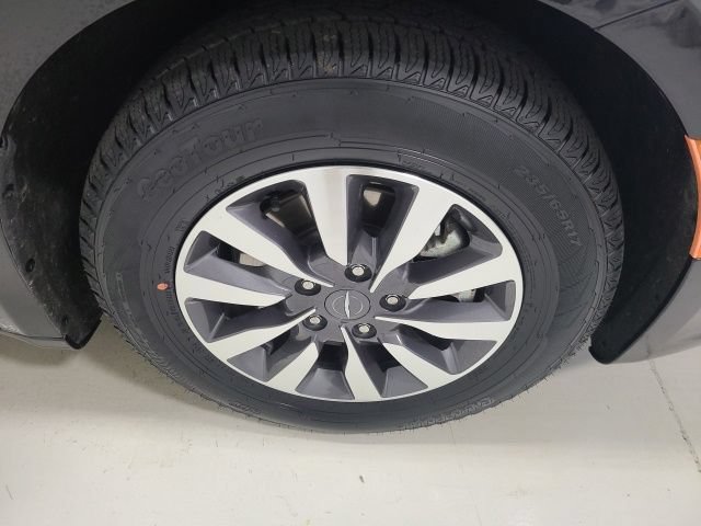 Used 2023 Chrysler Pacifica Limited FWD image 41