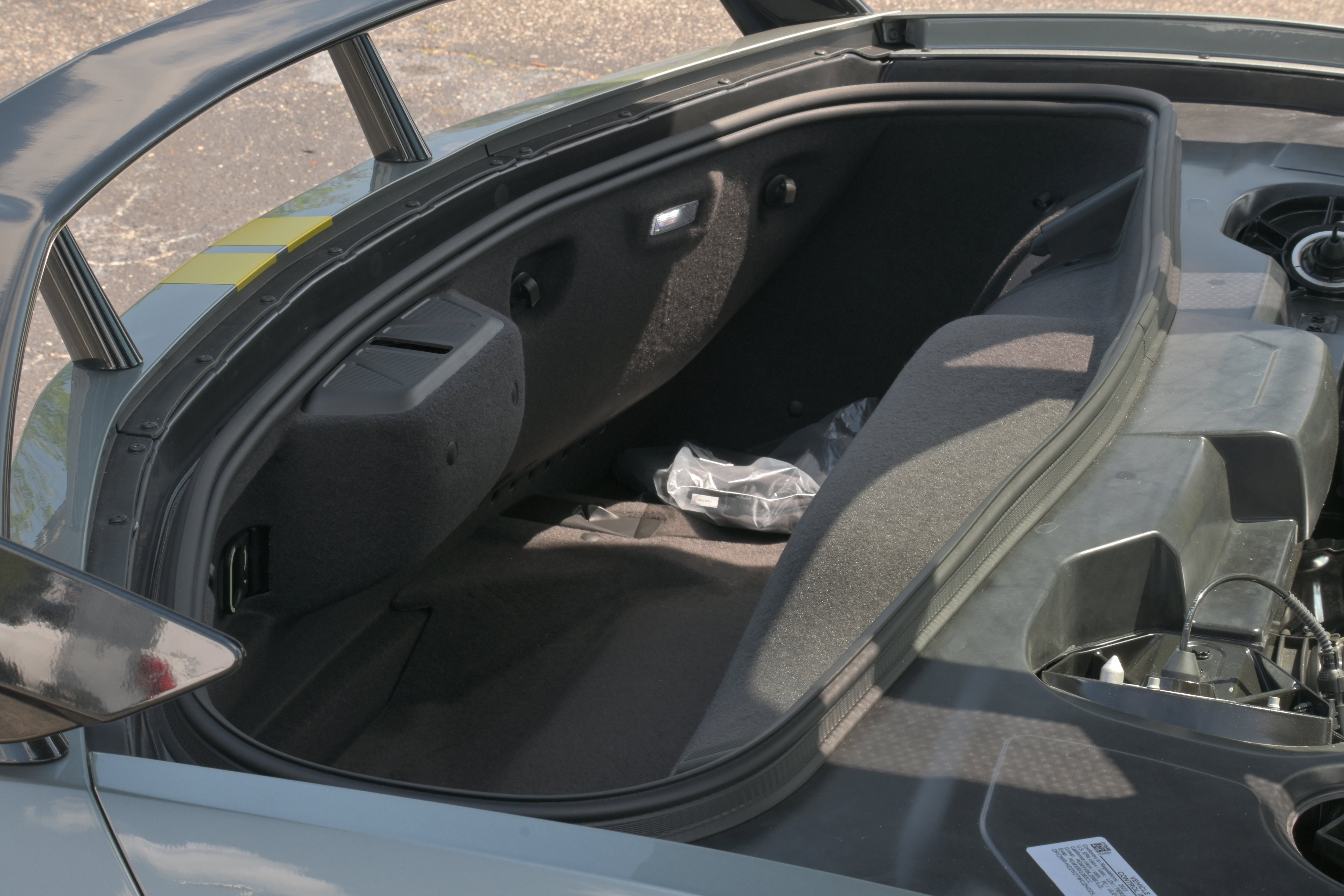 Used 2023 Chevrolet Corvette Stingray Premium Cpe w/ Z51 Performance Package RWD image 40