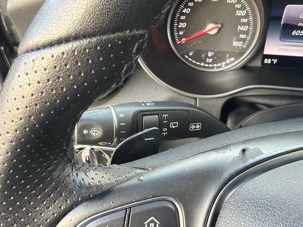 Used 2017 Mercedes-Benz GLC 300 4MATIC image 33