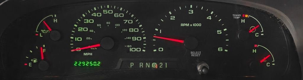 Used 2004 Ford Excursion XLT AWD/4WD image 35