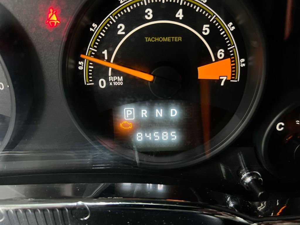 Used 2016 Jeep Compass Latitude image 13