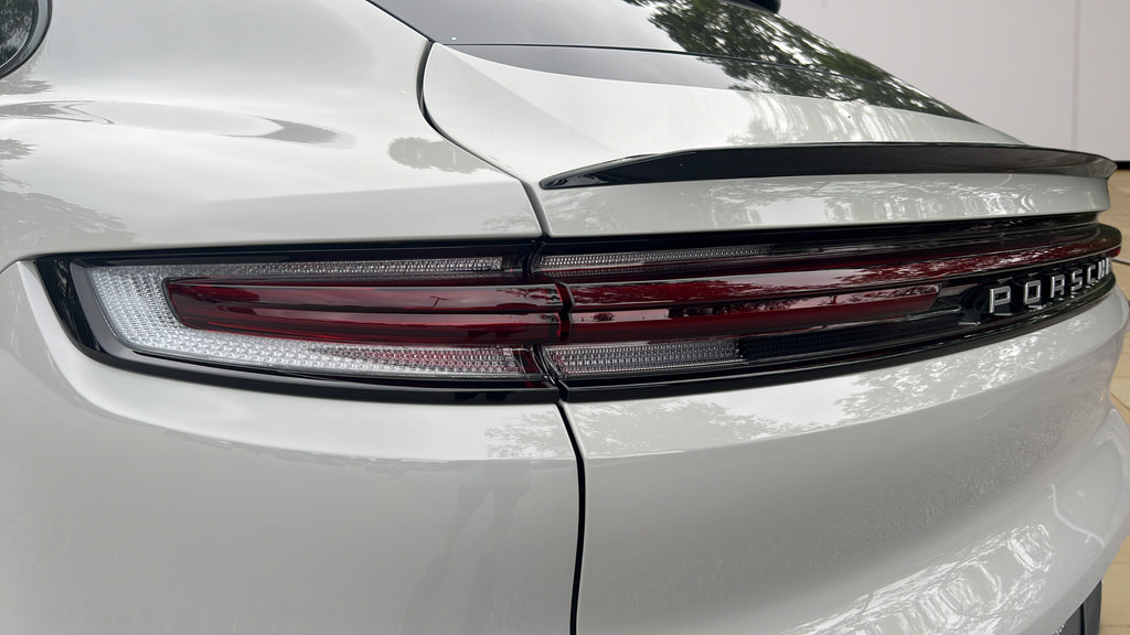 New 2026 Porsche Cayenne Coupe AWD/4WD image 12