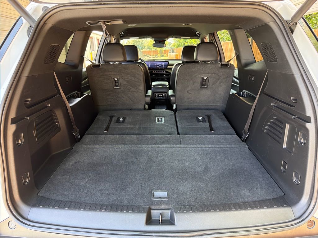 Used 2025 Buick Enclave Preferred image 38