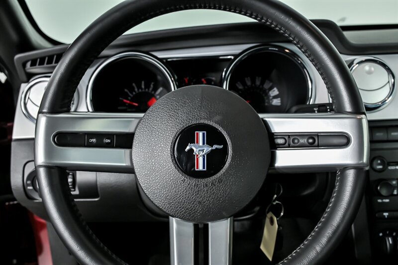 Used 2007 Ford Mustang GT Premium RWD image 19
