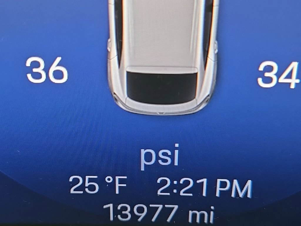 Used 2024 Porsche Macan 4 Electric image 19