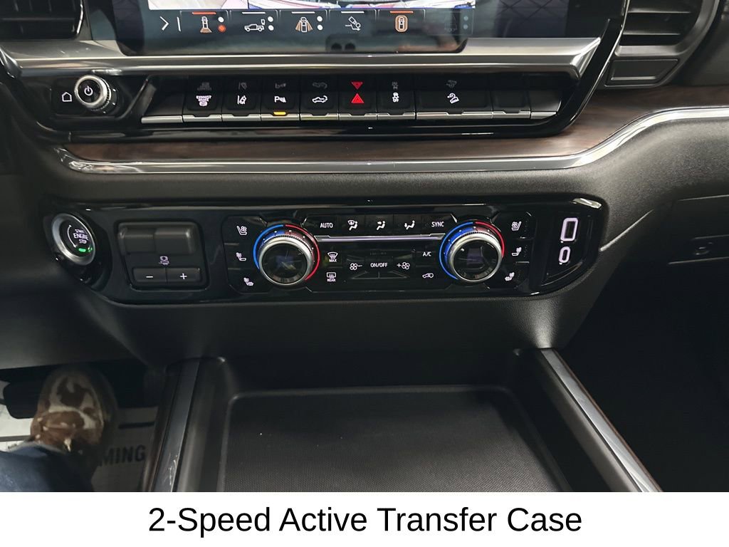 Used 2025 GMC Sierra 2500 SLT w/ SLT Premium Package image 43