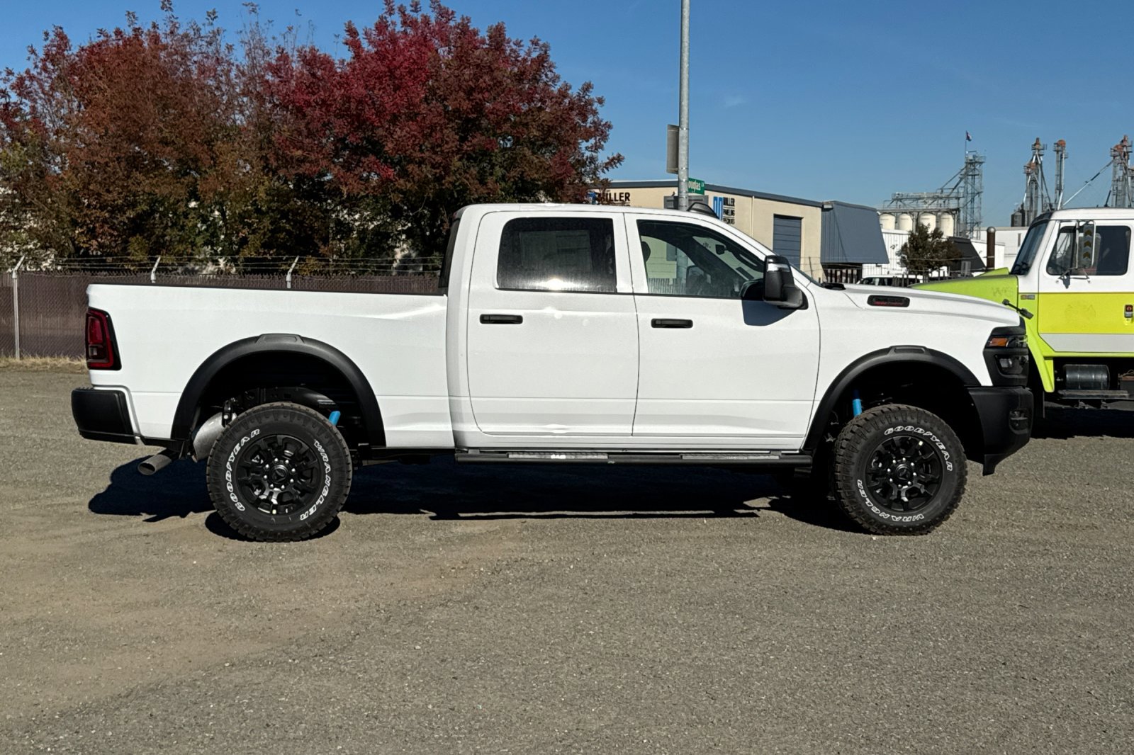 New 2026 RAM 2500 Tradesman image 2