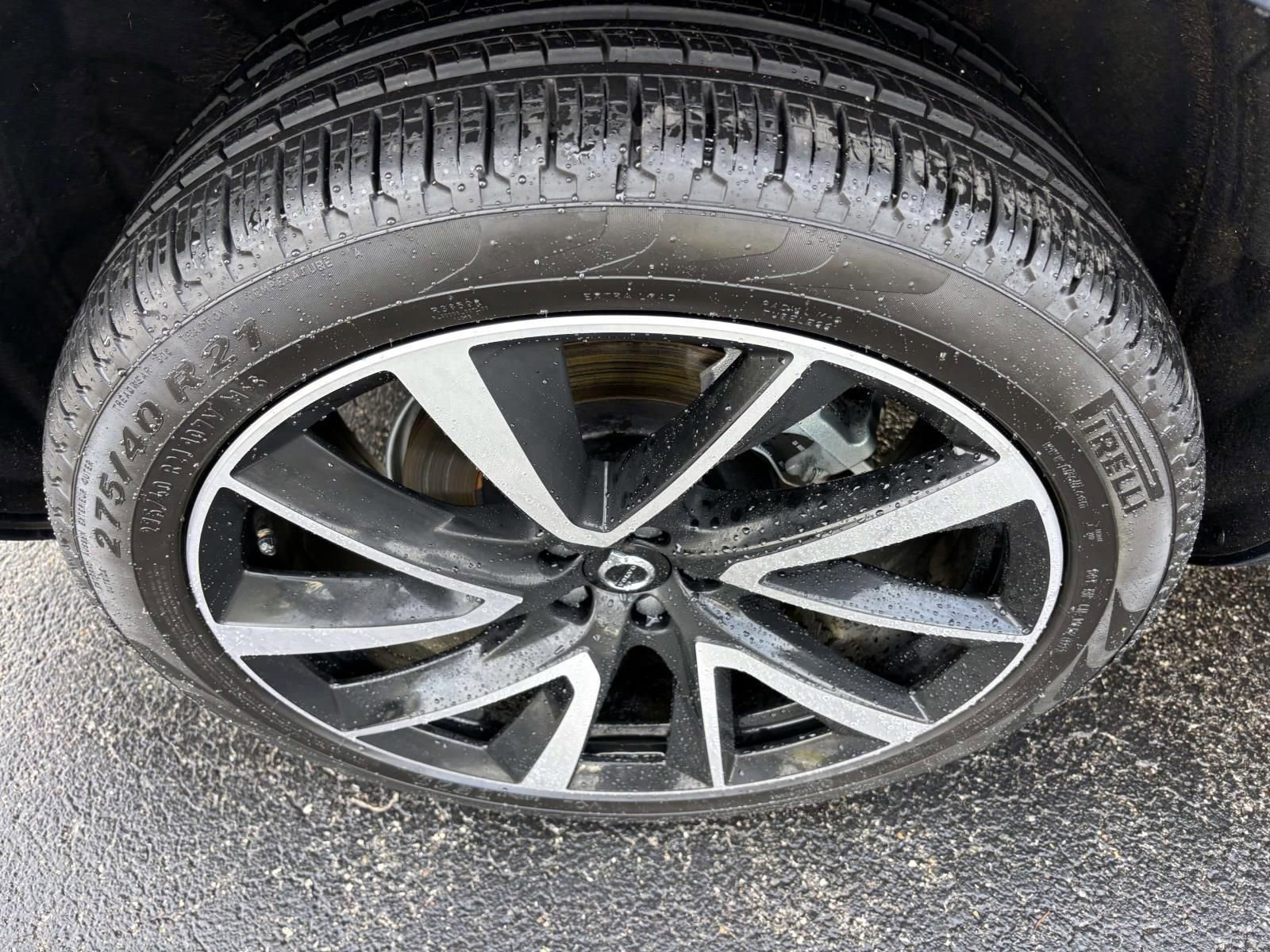 Used 2023 Volvo XC90 B6 Plus w/ Protection Package image 10