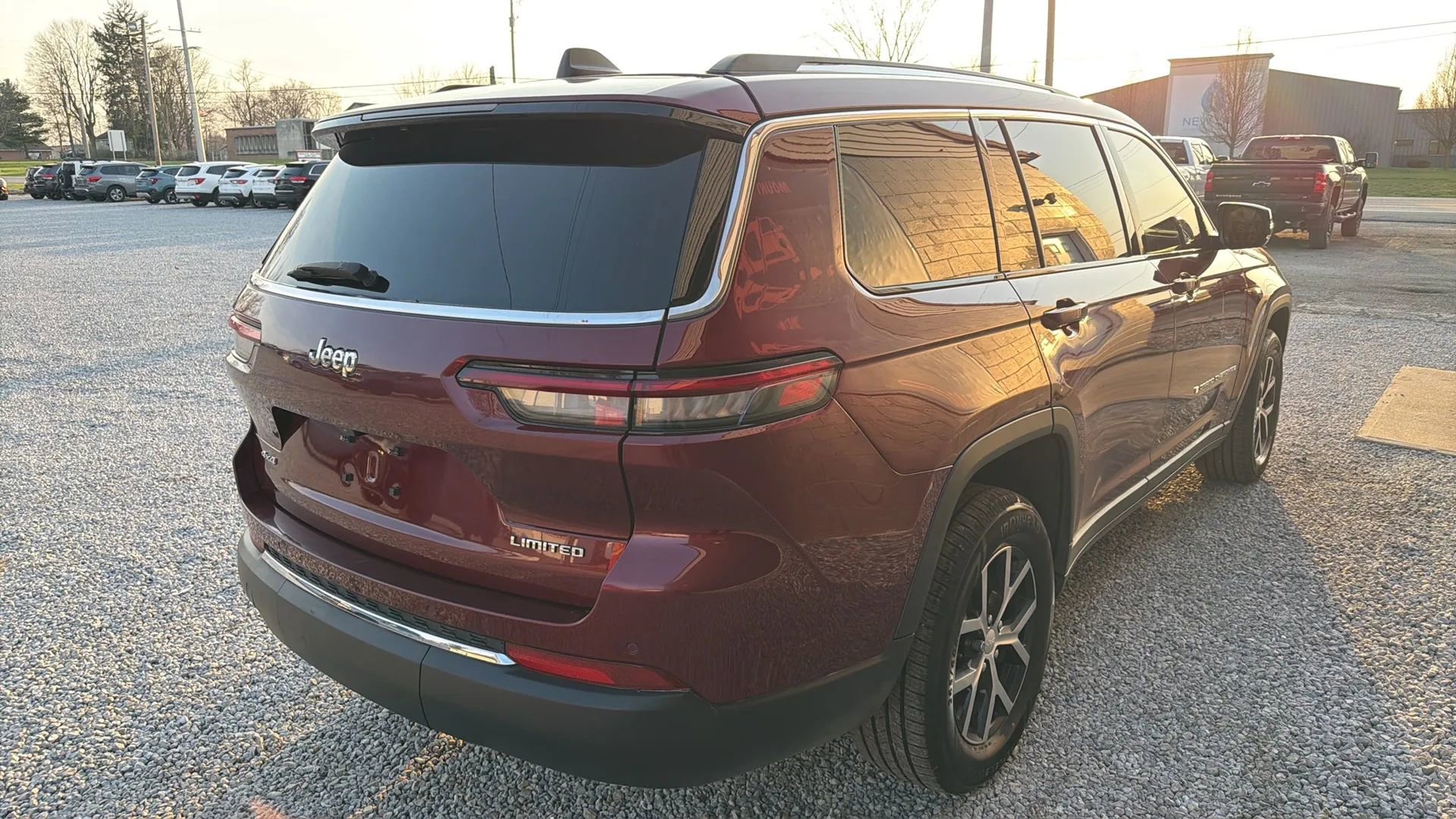 Used 2023 Jeep Grand Cherokee L Limited image 5